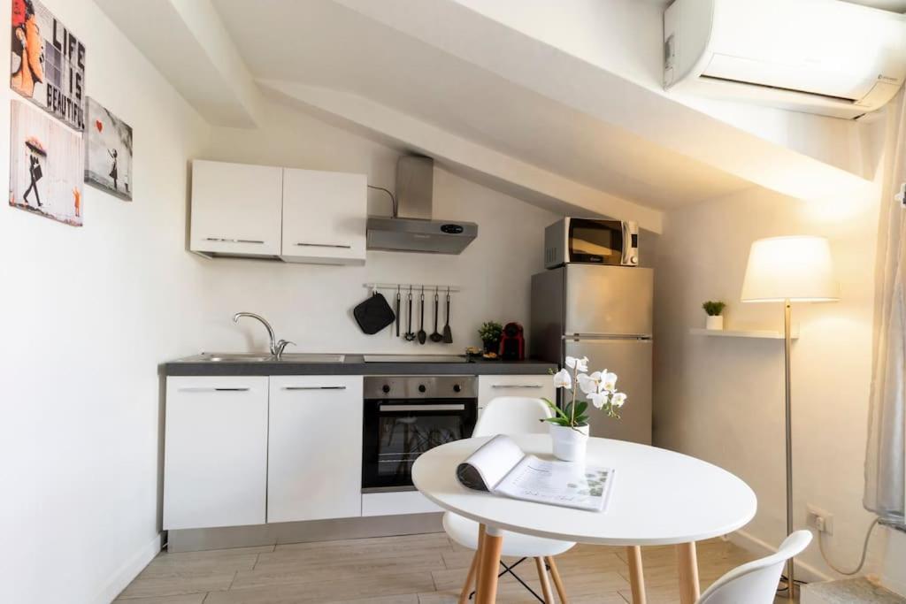 Centro Deluxe Suite Con Wi-Fi E Netflix Turin Exterior foto