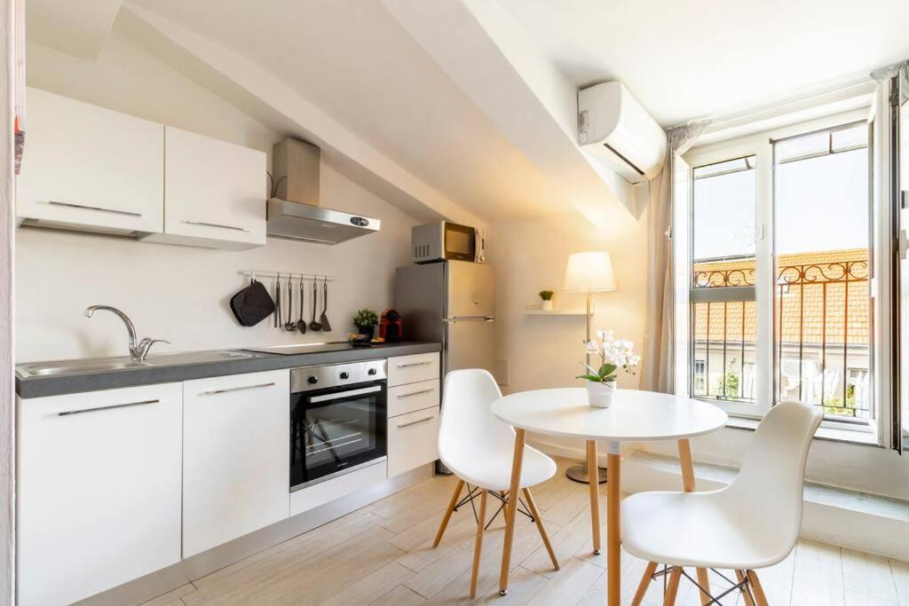 Centro Deluxe Suite Con Wi-Fi E Netflix Turin Exterior foto
